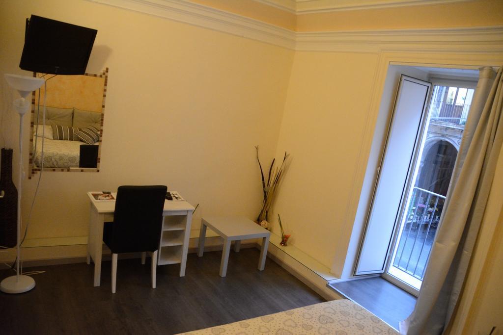 Catania Etnea Bed And Breakfast الغرفة الصورة