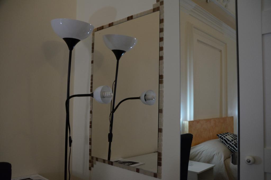 Catania Etnea Bed And Breakfast الغرفة الصورة